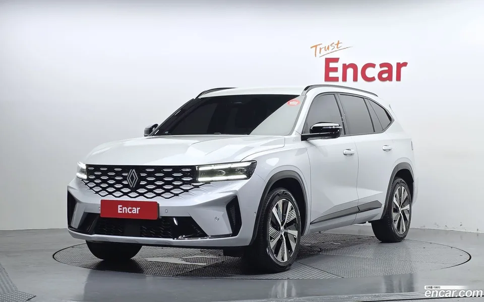Renault Samsung Grand Koleos 2.0 2WD 2024 — фото 1, купить с доставкой в Москву