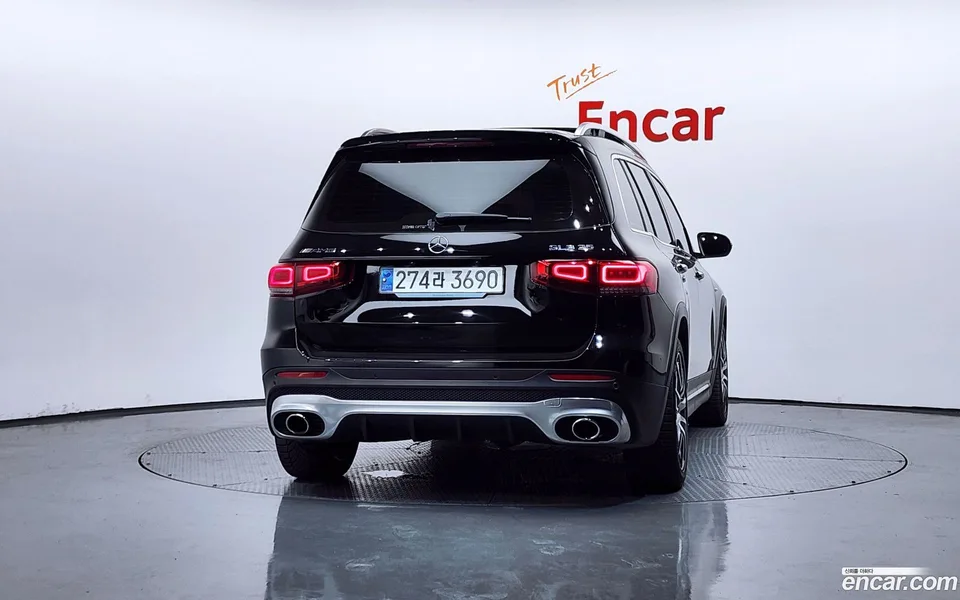 Mercedes-Benz GLB-Class AMG GLB35 4MATIC 2023 — миниатюра 4