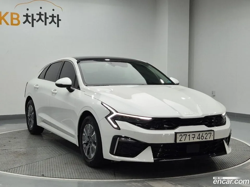 Kia K5 Hybrid 2024