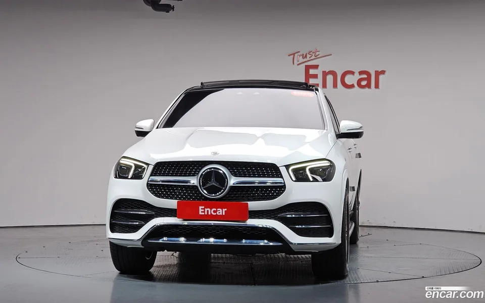 Mercedes-Benz GLE-Class GLE350e 4MATIC 2022 — миниатюра 3