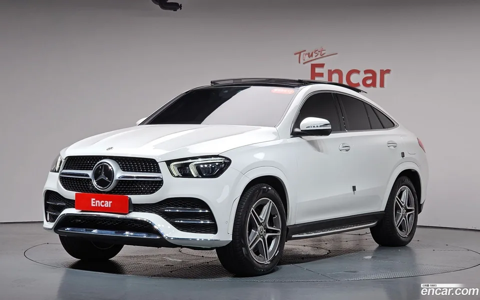 Mercedes-Benz GLE-Class GLE350e 4MATIC 2022 — фото 1, купить с доставкой в Москву