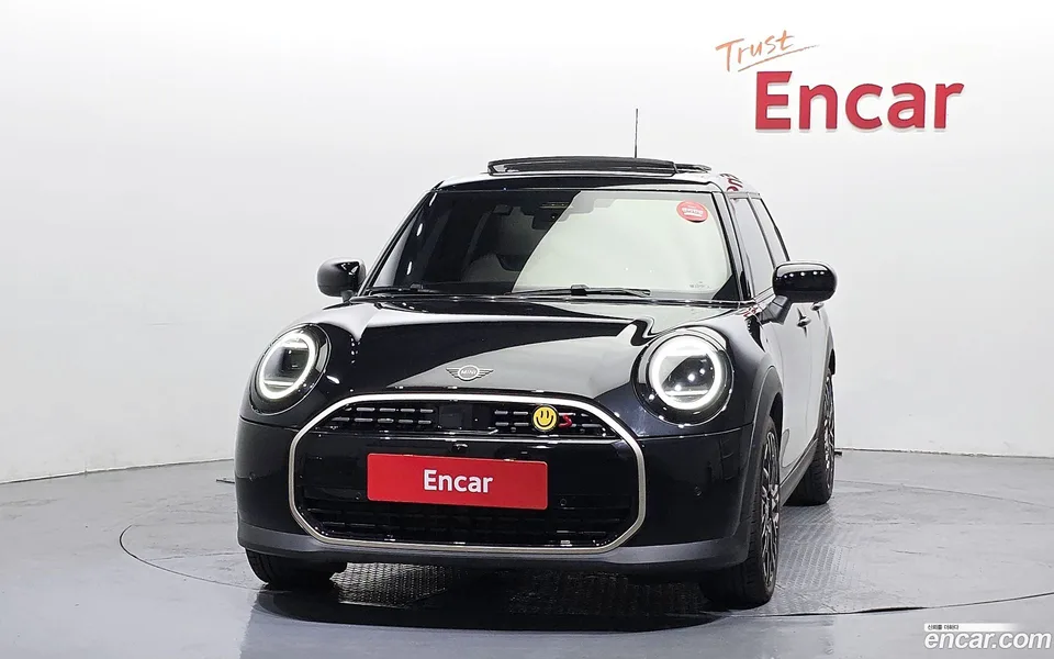 MINI Cooper S 5 2024 — миниатюра 3