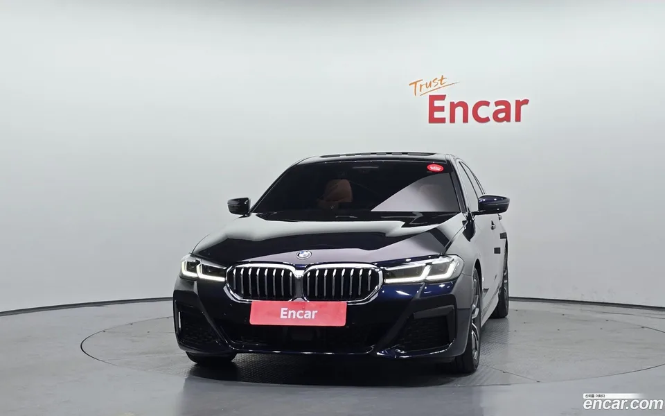 BMW 5 Series 520i M 2023 — миниатюра 3