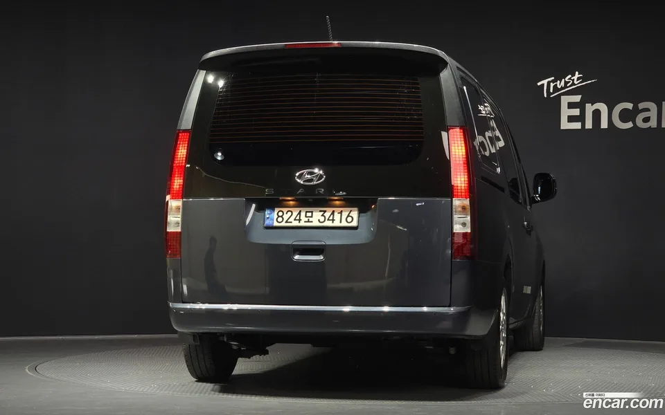Hyundai Staria 3 2023 — миниатюра 4