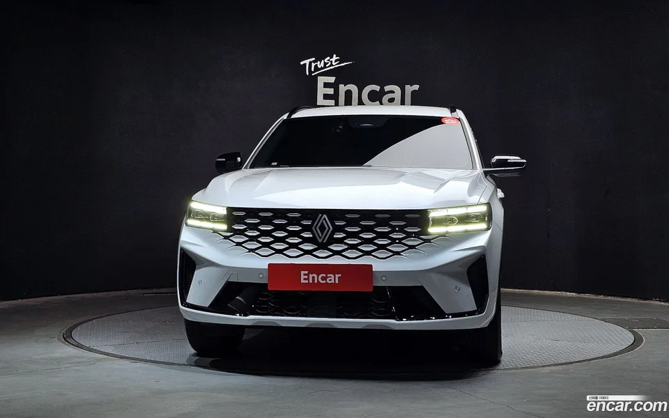 Renault Samsung Grand Koleos 1.5 E-TECH 2WD 2025 — миниатюра 3