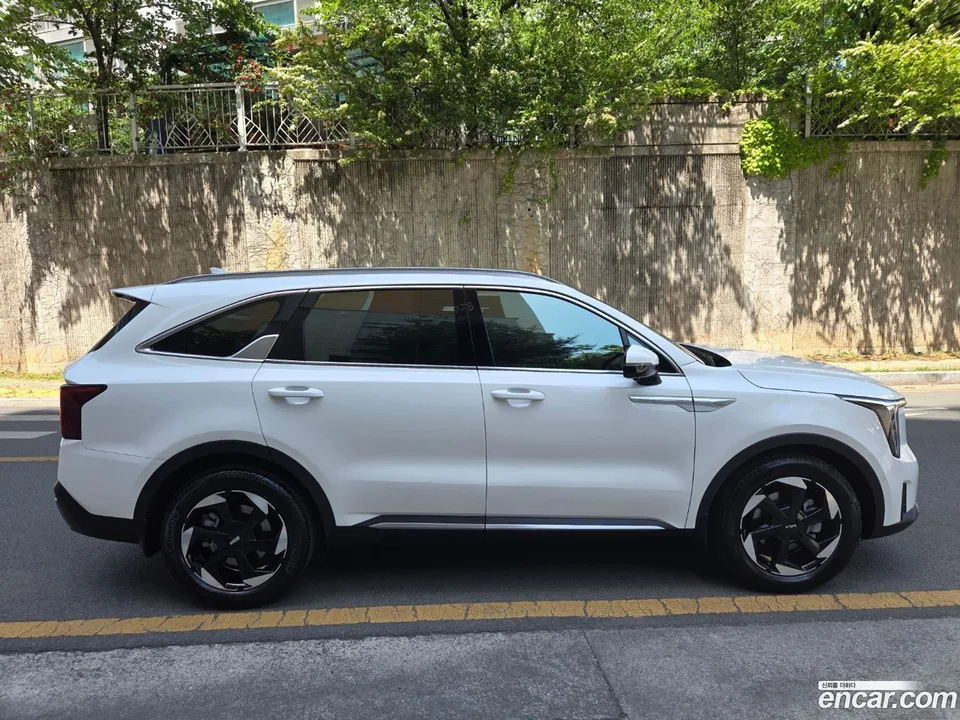 Kia Sorento HEV 1.6 2WD 2025 — миниатюра 3