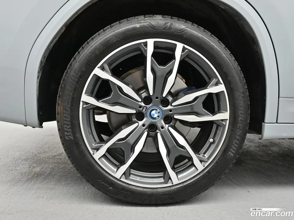 BMW X3 xDrive 30e M 2024 — thumbnail 2