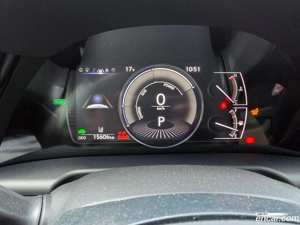 Lexus ES 300h 2024 — миниатюра 3