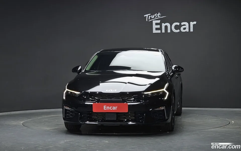 Kia K5 2.0 2023 — миниатюра 3