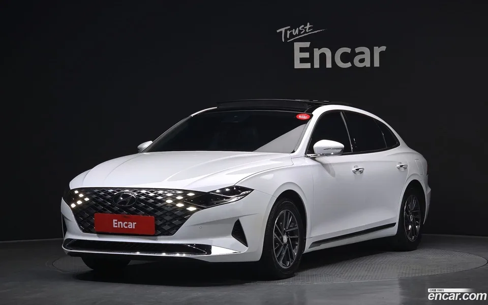 Hyundai Grandeur IG 3.0 LPi () 2022 — фото 1, купить с доставкой в Москву