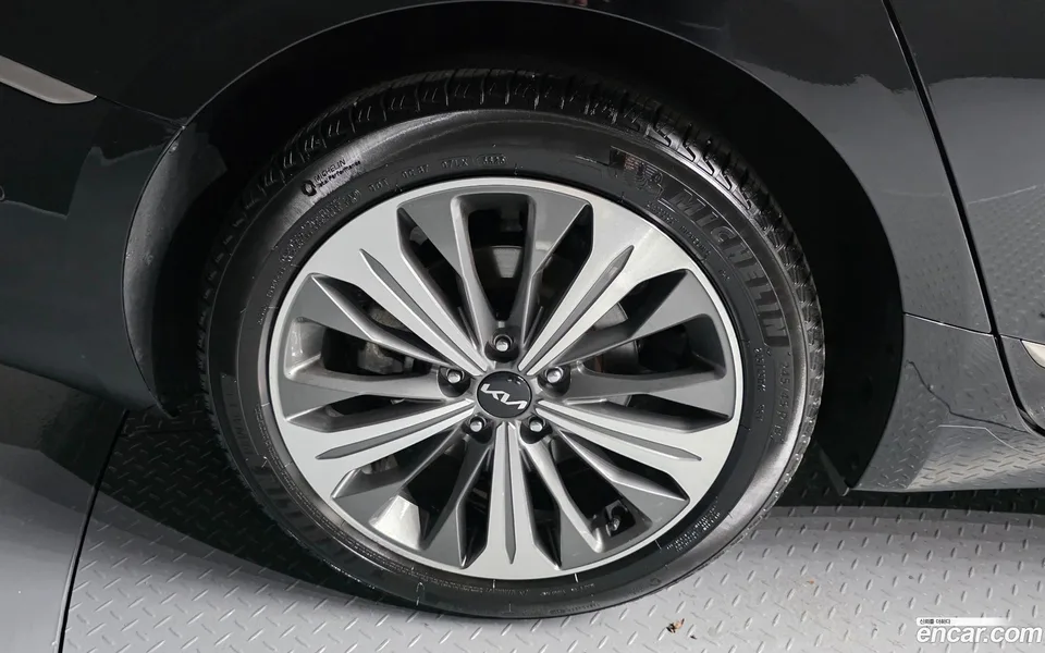 Kia K8 Hybrid 2024 — миниатюра 5