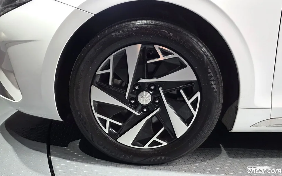 Hyundai Grandeur IG Hybrid 2022 — миниатюра 2
