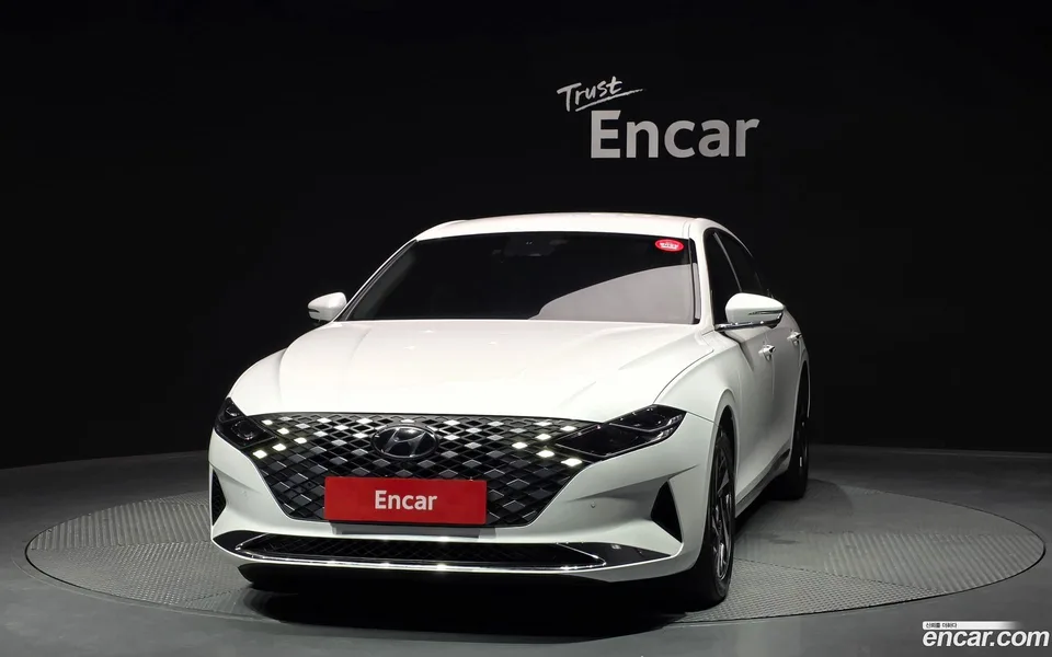 Hyundai Grandeur IG Hybrid 2022 — миниатюра 3