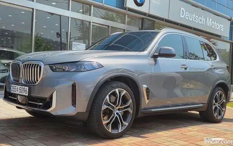 BMW X5 2025 buy in Moscow