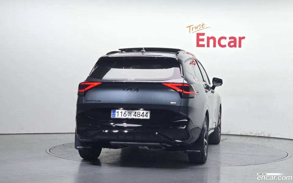 Kia Sportage Hybrid 2WD 2022 — миниатюра 4