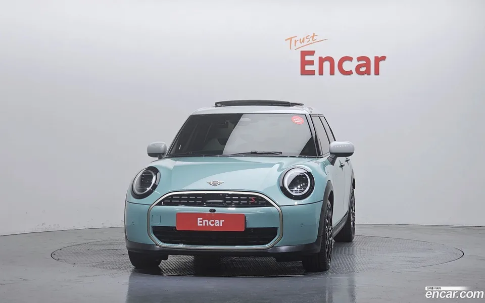 MINI Cooper S 5 2024 — thumbnail 3