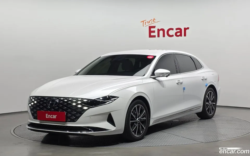 Hyundai Grandeur IG 2.5 2022 — фото 1, купить с доставкой в Москву