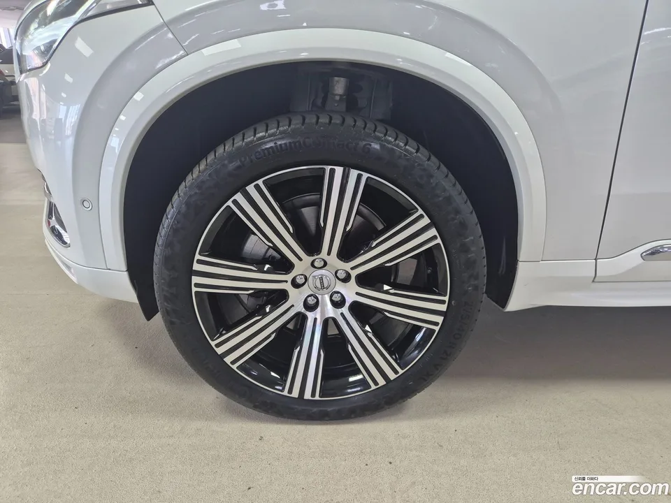 Volvo XC90 B6 2025 — миниатюра 2