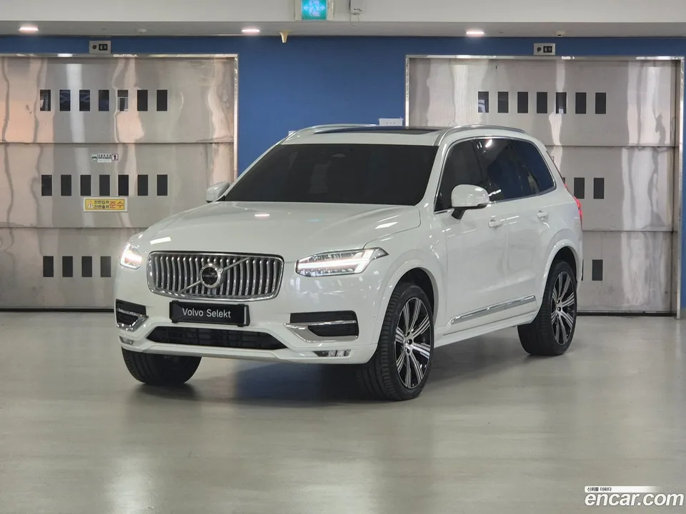 Volvo XC90 2025
