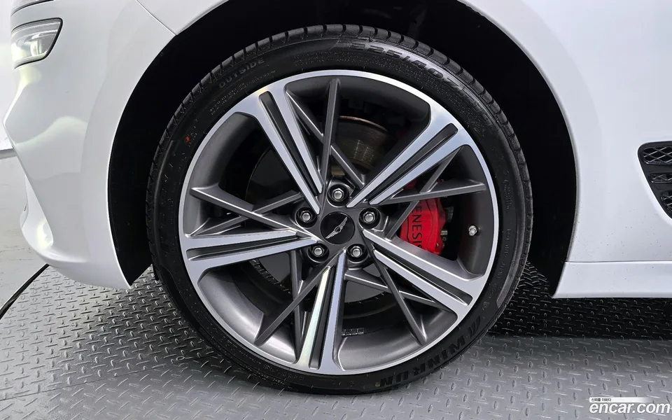 Genesis G70 2.5T 4WD 2025 — миниатюра 5
