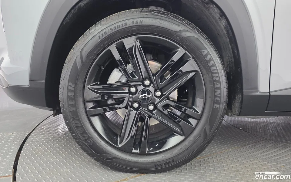 Chevrolet Trax Crossover 1.2 ACTIV 2023 — миниатюра 2