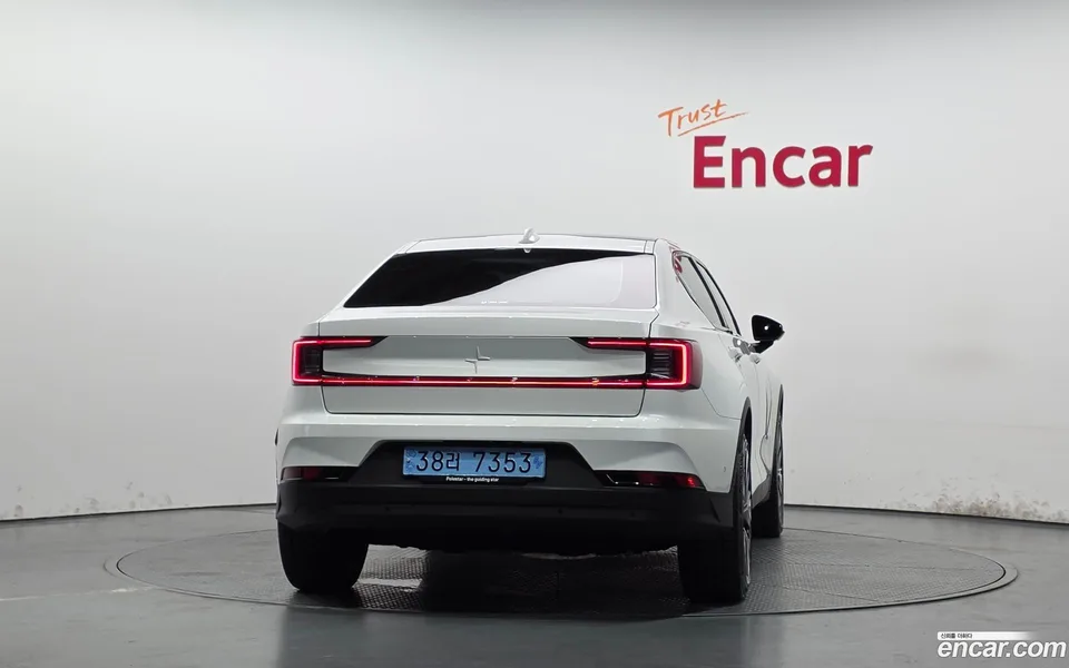Polestar Polestar 2 2023 — миниатюра 4