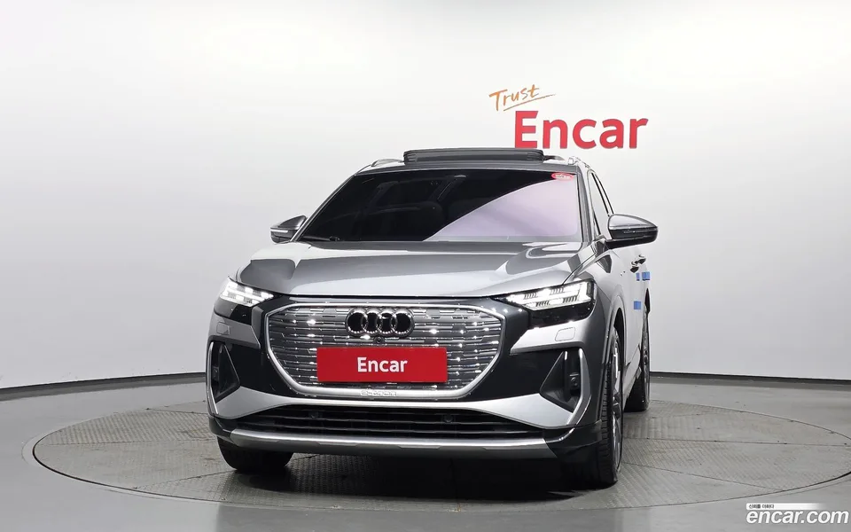 Audi Q4 e-tron 45 2025 — миниатюра 3