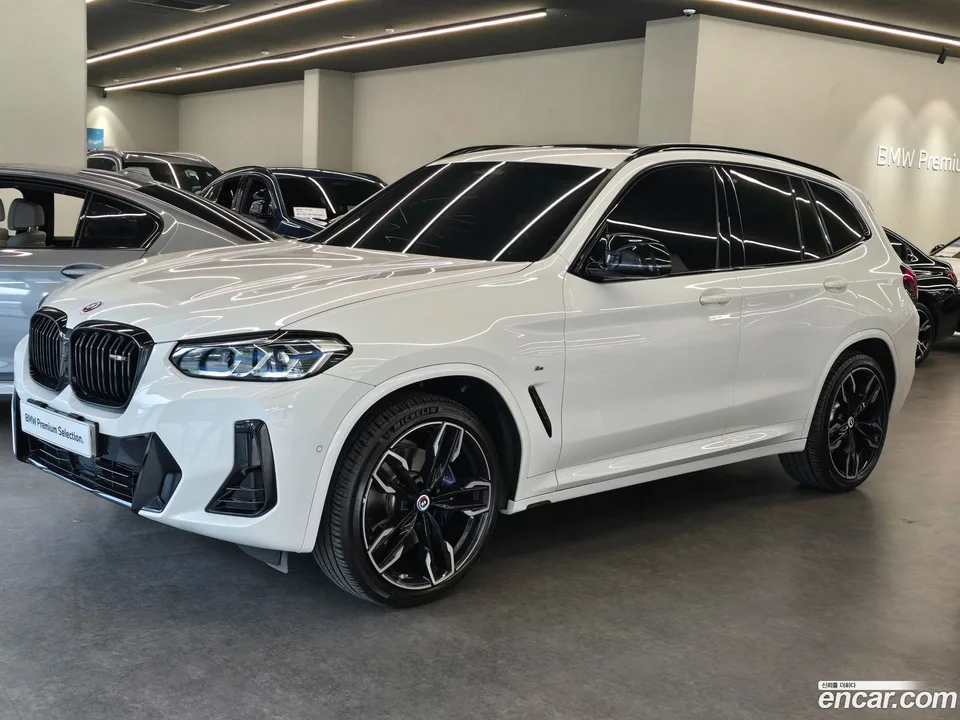 BMW X3 xDrive M40i 2023 — photo 1, buy with delivery to Moscow