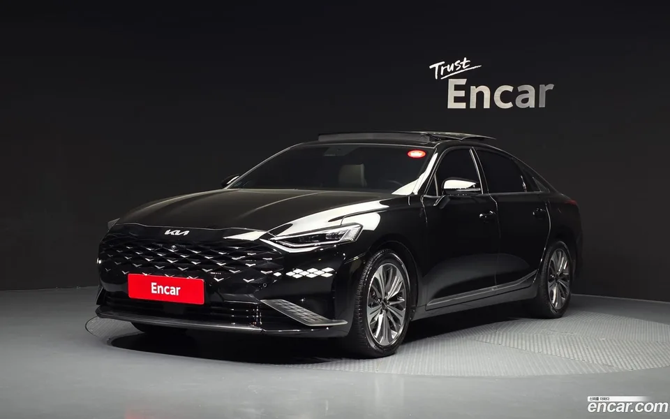 Kia K8 Hybrid 2023