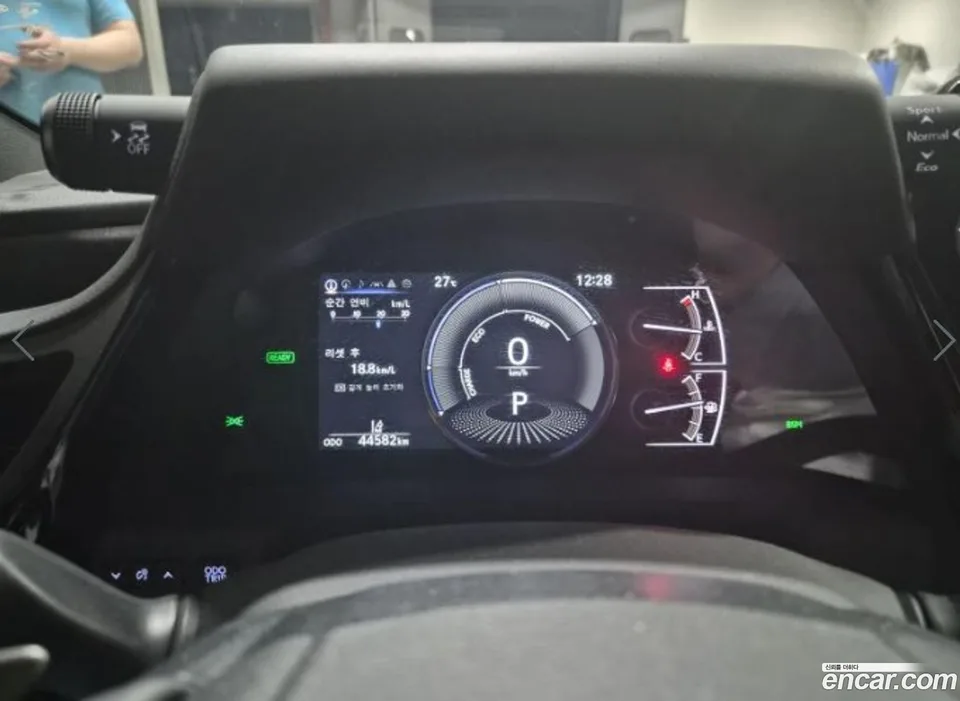 Lexus ES 300h 2023 — миниатюра 4
