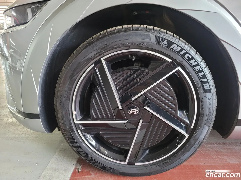 Hyundai Ioniq 5 2024 — миниатюра 2