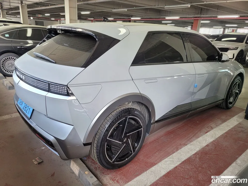 Hyundai Ioniq 5 2024 — миниатюра 4