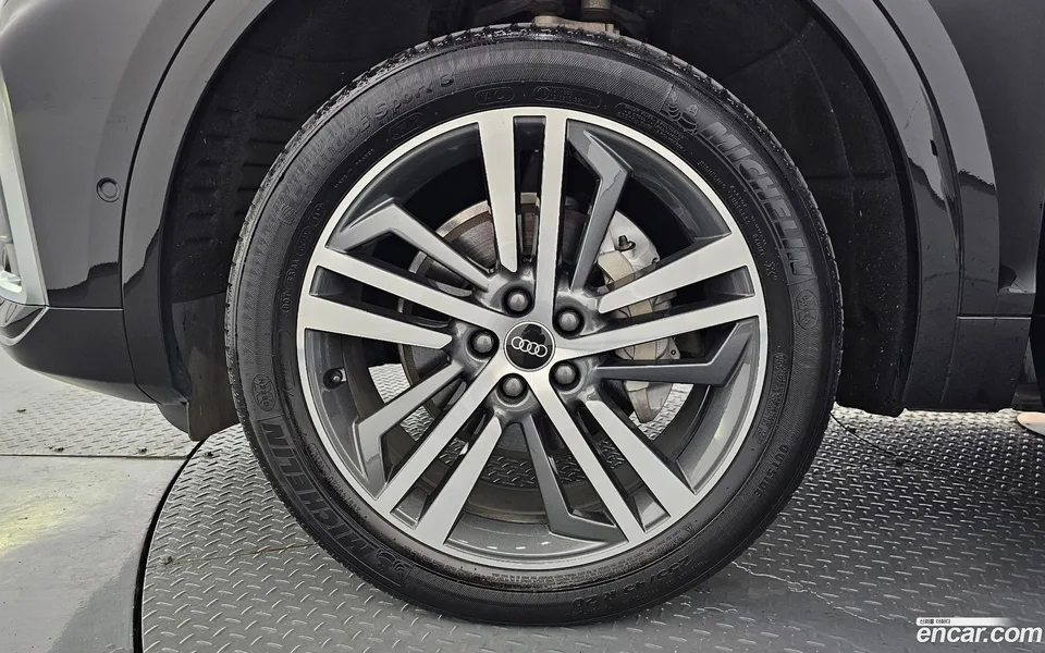 Audi Q5 45 TFSI 2022 — миниатюра 2