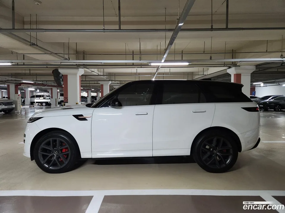 Land Rover Range Rover Sport D300 HSE 2023 — миниатюра 3