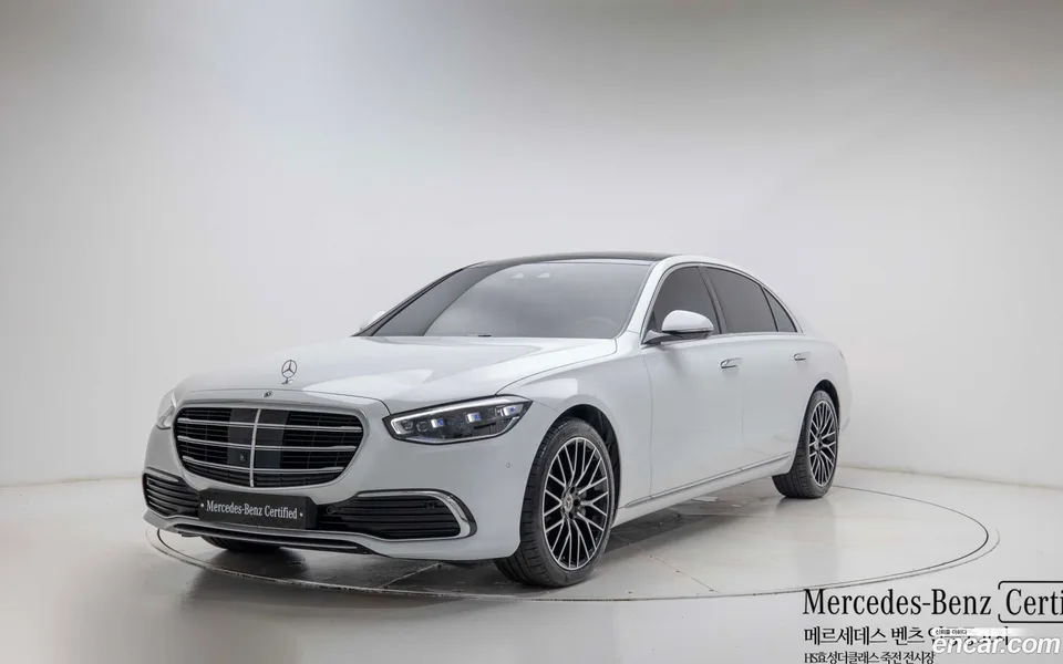 Mercedes-Benz S-Class 2025