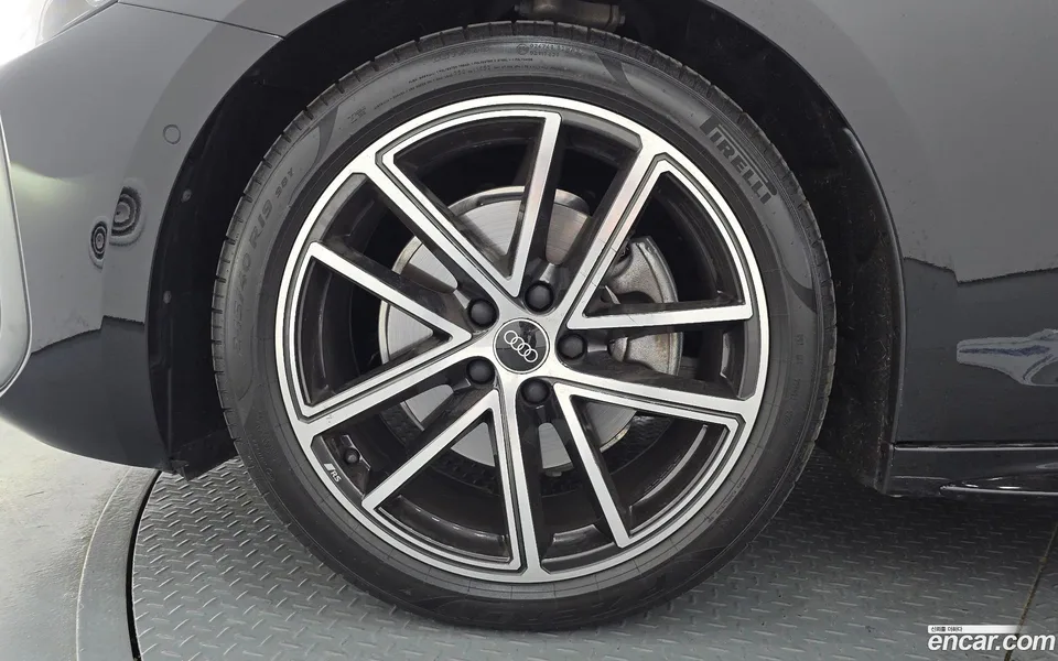 Audi A5 40 TFSI S Line 2025 — миниатюра 5