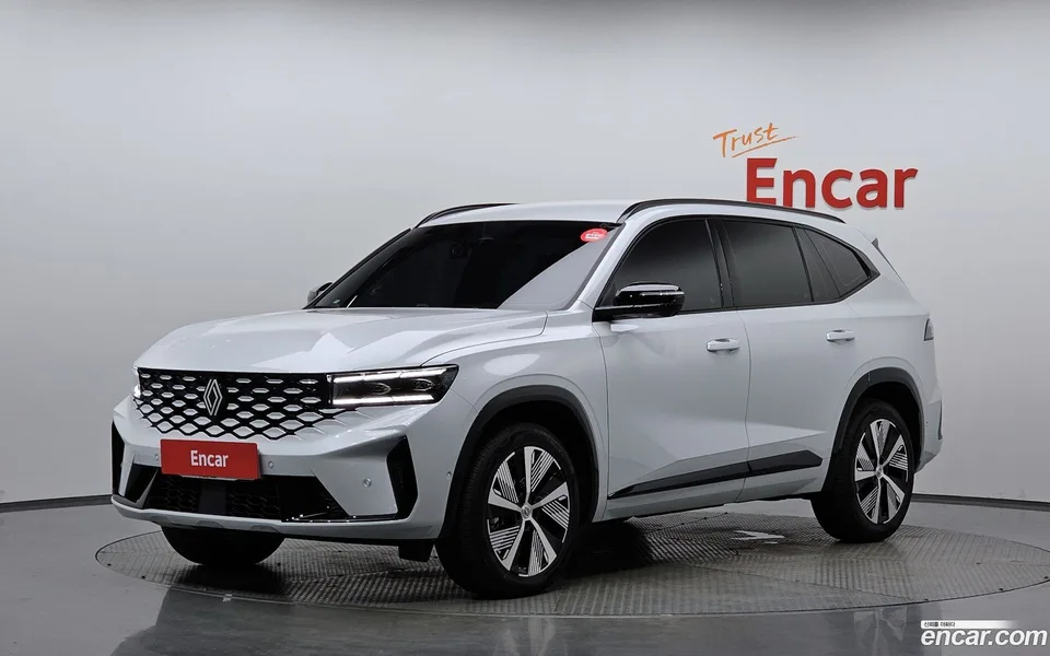 Renault Samsung Grand Koleos 1.5 E-TECH 2WD 2024 — фото 1, купить с доставкой в Москву
