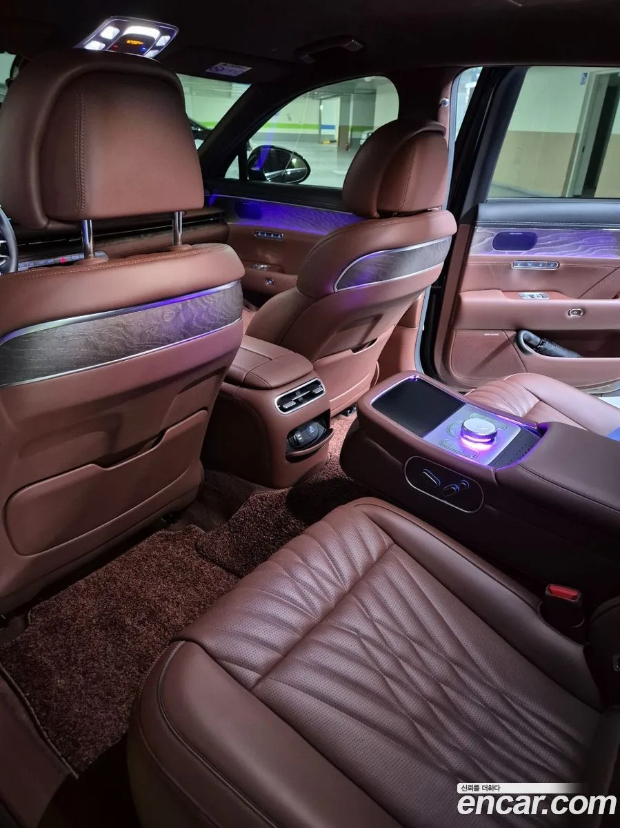 Genesis G90 3.5 AWD 2023 — миниатюра 3