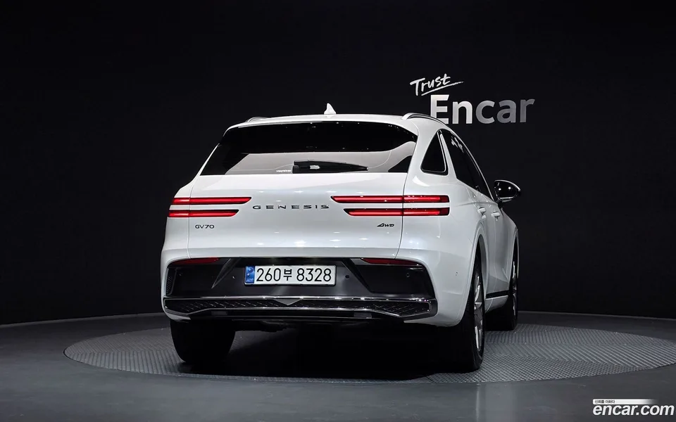 Genesis GV70 2.5T AWD 2024 — миниатюра 4
