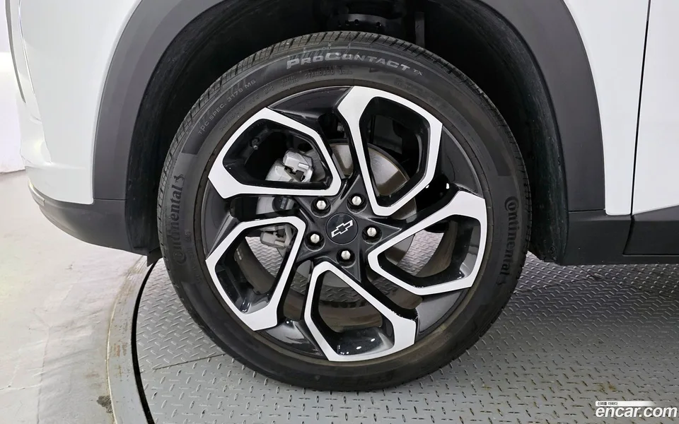 Chevrolet Trax Crossover 1.2 RS 2023 — миниатюра 5
