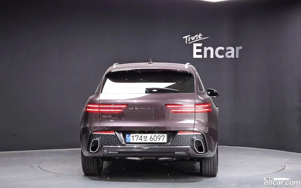 Genesis GV70 2.5T 2WD 2022 — миниатюра 4