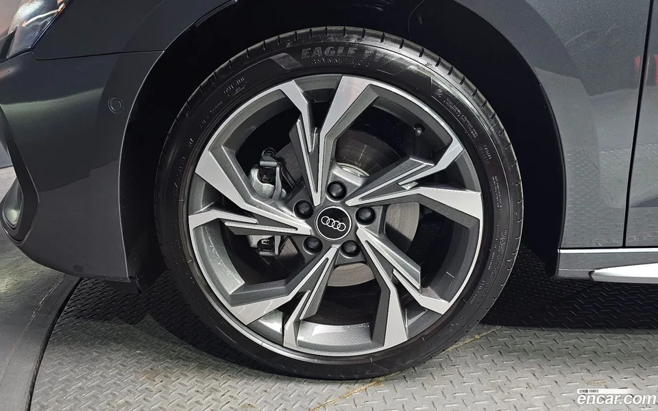 Audi A3 (8Y) 40 TFSI 2026 — миниатюра 2
