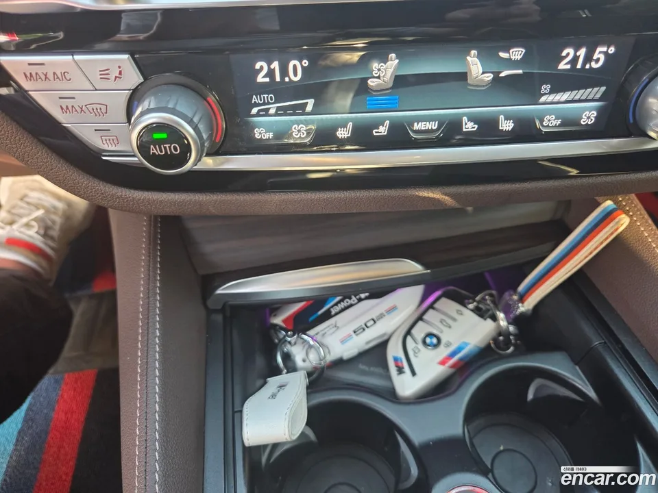 BMW 5 Series 530i xDrive 2023 — миниатюра 3