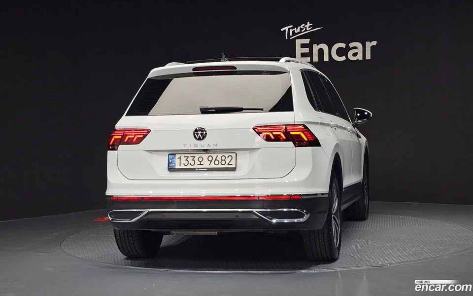 Volkswagen Tiguan 2.0 TDI 2022 — миниатюра 4