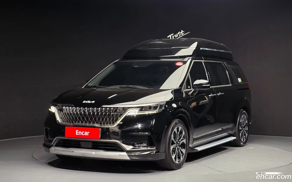 Kia Carnival 9 2023 — фото 1, купить с доставкой в Москву