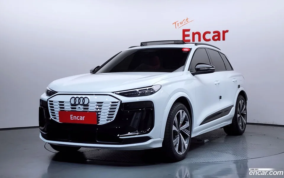 Audi SQ6 e- 2025