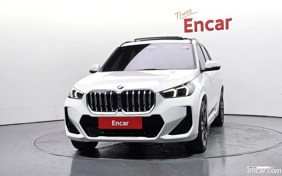 BMW X1 xDrive 20i M 2025 — миниатюра 3