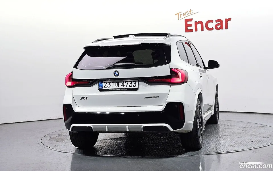 BMW X1 xDrive 20i M 2025 — миниатюра 4