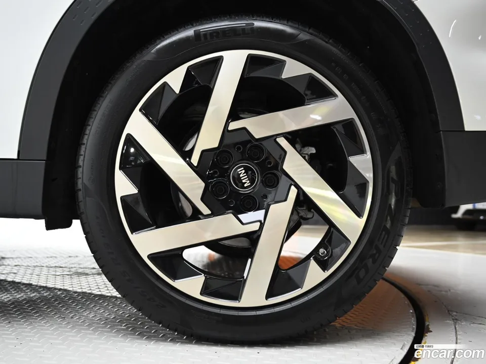 MINI Cooper S Countryman ALL4 2025 — миниатюра 5