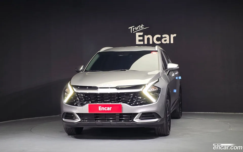 Kia Sportage Hybrid 4WD 2022 — миниатюра 3